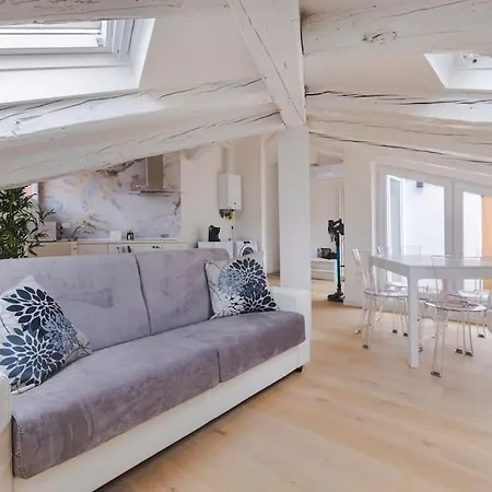 Chic Escape Raffinato Apt. Moderno Con Terrazzo Lejlighed *